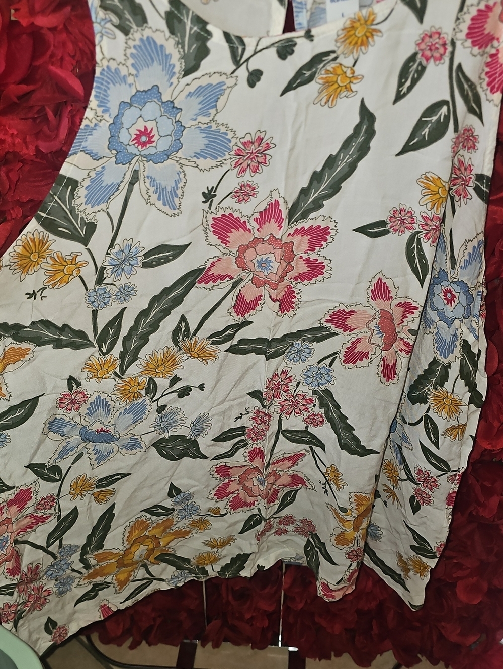 Old NavyFloral Print Sleeveless Tank in Cream with Multicolor Blooms Size Large